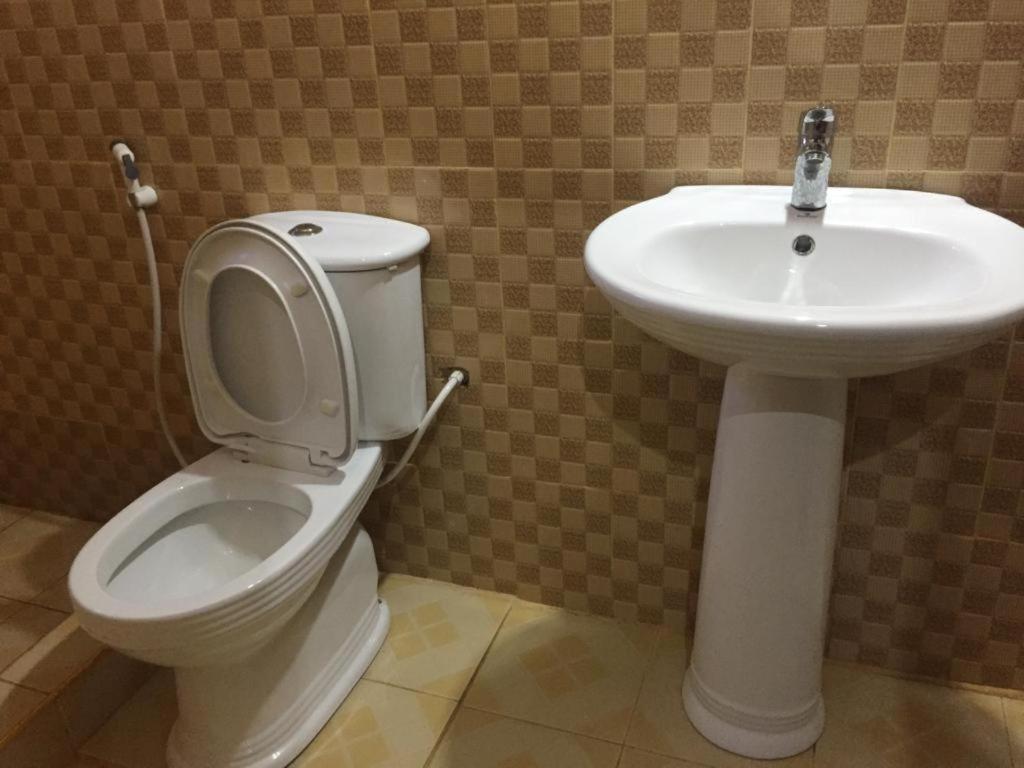 Mafia Neptune Villa Lodge Utende Экстерьер фото