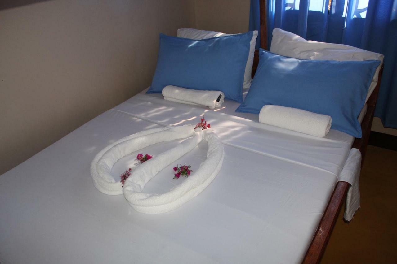 Mafia Neptune Villa Lodge Utende Экстерьер фото